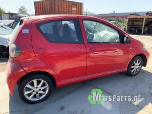 Toyota Aygo 1.0 12V VVT-i Vehículo de desguace (2007, Rojo)