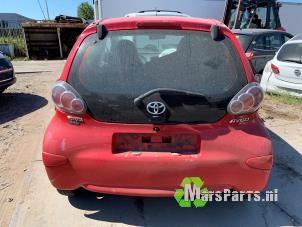 Toyota Aygo 1.0 12V VVT-i Vehículo de desguace (2007, Rojo)