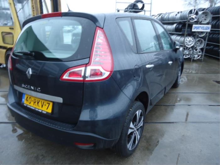 Renault Scénic III 2.0 16V CVT Samochód złomowany (2011, Szary)