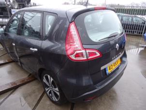 Renault Scénic III 2.0 16V CVT Samochód złomowany (2011, Szary)