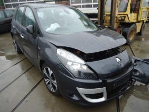 Renault Scénic III 2.0 16V CVT Samochód złomowany (2011, Szary)