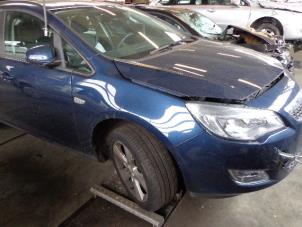 Opel Astra J Sports Tourer 1.3 CDTI 16V ecoFlex Épave (2011, Bleu)