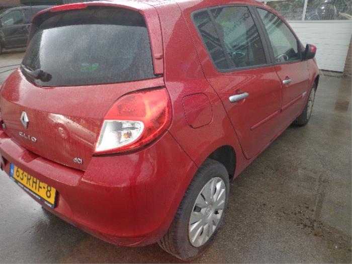 Renault Clio Iii Br Cr 1 5 Dci Fap Salvage Year Of Construction 11 Colour Red Proxyparts Com