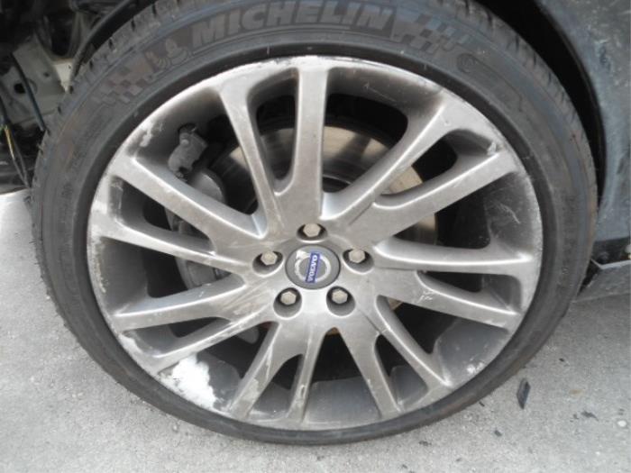 Volvo C70 2.5 T5 20V Schrottauto (2011, Schwarz)