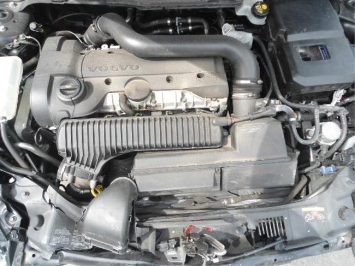 Volvo C70 2.5 T5 20V Schrottauto (2011, Schwarz)