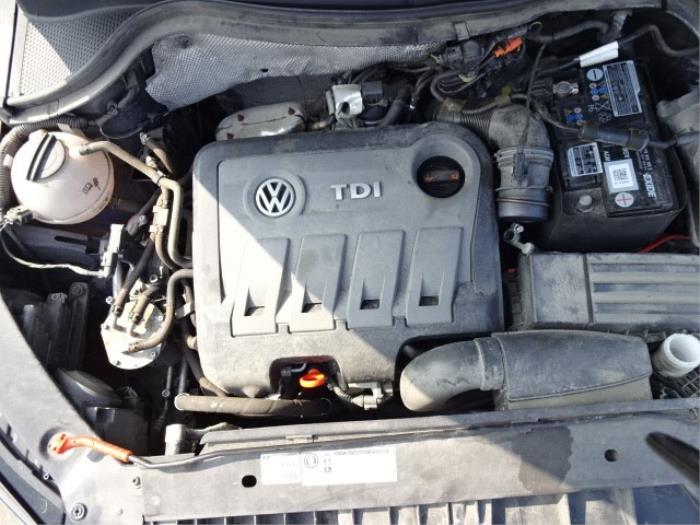 Volkswagen Tiguan 2.0 TDI 16V Blue Motion Épave (2012, Bleu)