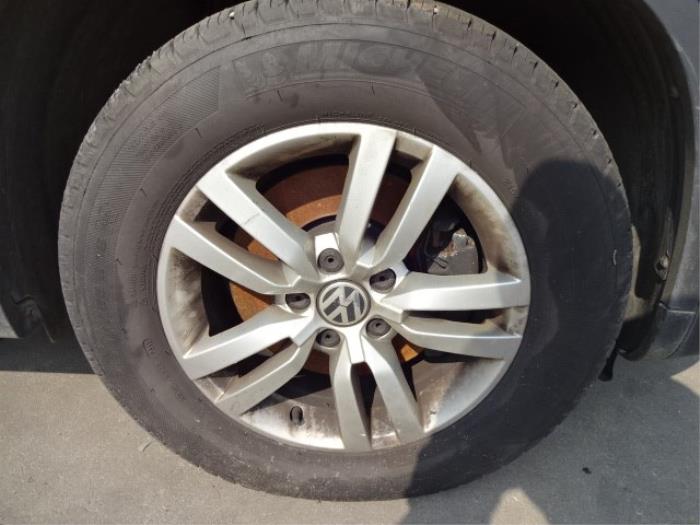 Volkswagen Tiguan 2.0 TDI 16V Blue Motion Épave (2012, Bleu)