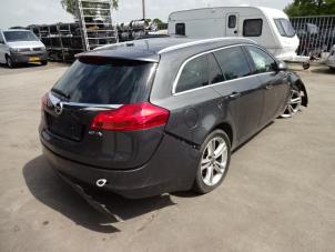 Opel Insignia Sports Tourer 2.0 CDTI 16V 160 Ecotec 4x4 Samochód złomowany (2010, Szary)