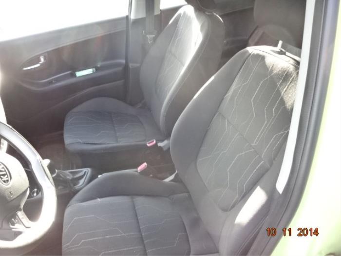Kia Picanto 1.0 12V Samochód złomowany (2011, Zólty)