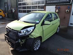 Kia Picanto 1.0 12V Samochód złomowany (2011, Zólty)