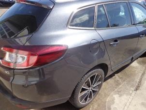 Renault Megane III Grandtour 1.5 dCi 110 Épave (2012, Gris)