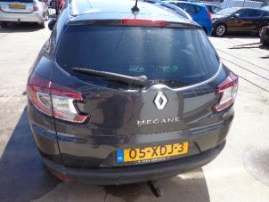 Renault Megane III Grandtour 1.5 dCi 110 Épave (2012, Gris)