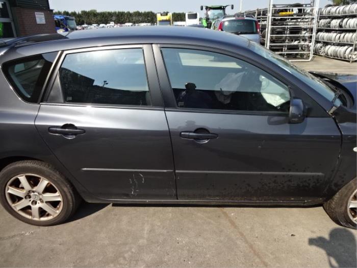 Mazda 3 Sport 1.6i 16V Épave (2006, Gris)