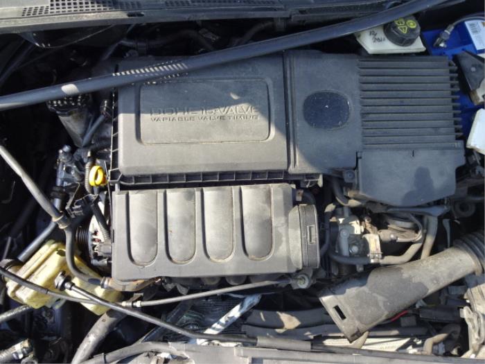 Mazda 3 Sport 1.6i 16V Épave (2006, Gris)