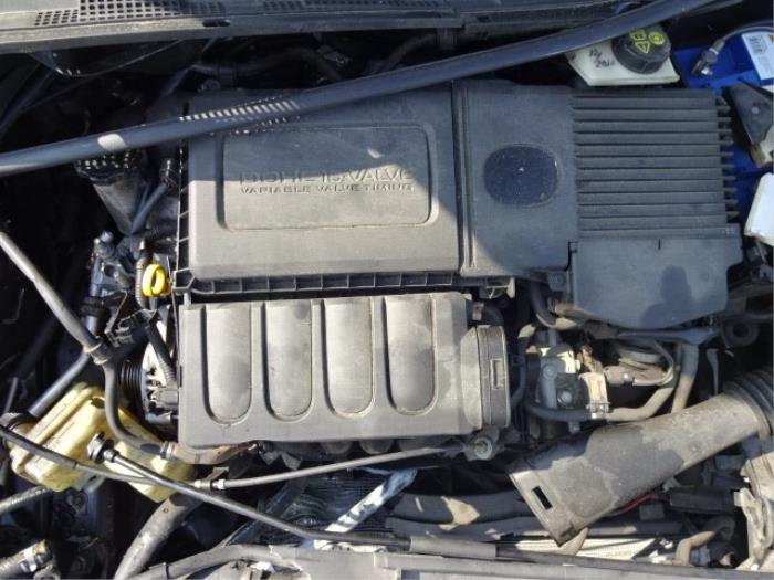 Mazda 3 Sport 1.6i 16V Épave (2006, Gris)