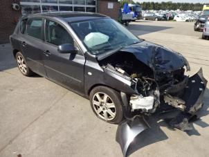 Mazda 3 Sport 1.6i 16V Épave (2006, Gris)