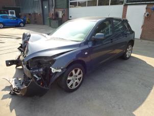 Mazda 3 Sport 1.6i 16V Épave (2006, Gris)