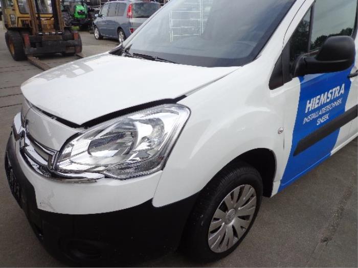 Citroen Berlingo 1.6 Hdi 75 Épave (2015, Blanc)