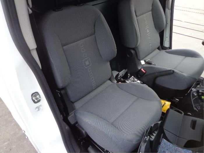 Citroen Berlingo 1.6 Hdi 75 Épave (2015, Blanc)