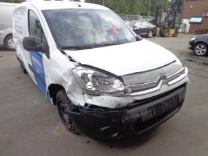 Citroen Berlingo 1.6 Hdi 75 Épave (2015, Blanc)