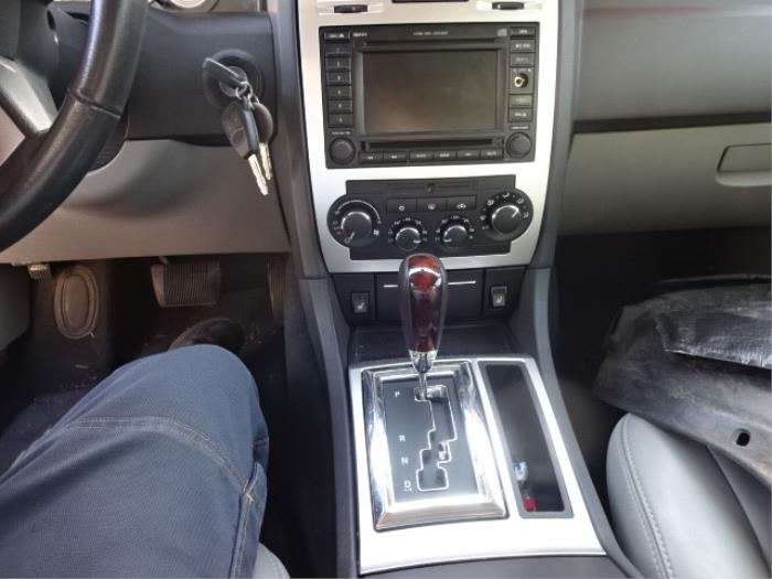 Chrysler 300 C Touring 3.0 CRD 24V Épave (2008, Gris)