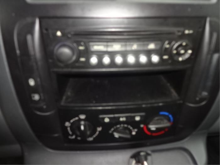 Citroen Jumpy 2.0 HDiF 16V 125 Épave (2012, Blanc)