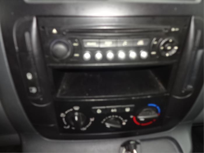 Citroen Jumpy 2.0 HDiF 16V 125 Épave (2012, Blanc)