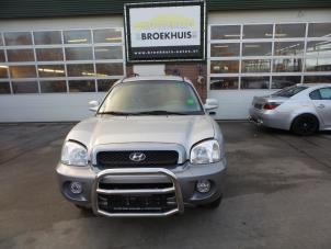 Hyundai Santa Fe I 2.7 V6 24V 4x4 Autom. Épave (2004, Gris)