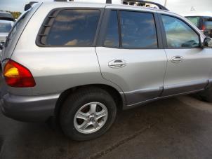 Hyundai Santa Fe I 2.7 V6 24V 4x4 Autom. Épave (2004, Gris)