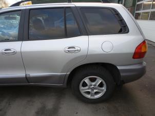 Hyundai Santa Fe I 2.7 V6 24V 4x4 Autom. Épave (2004, Gris)
