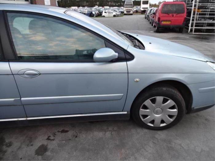 Citroen C5 II Berline 2.0 HDiF 16V Épave (2004, Bleu)