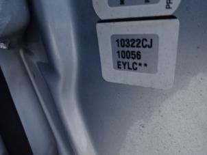 Citroen C5 II Berline 2.0 HDiF 16V Épave (2004, Bleu)