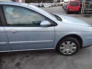 Citroen C5 II Berline 2.0 HDiF 16V Épave (2004, Bleu)
