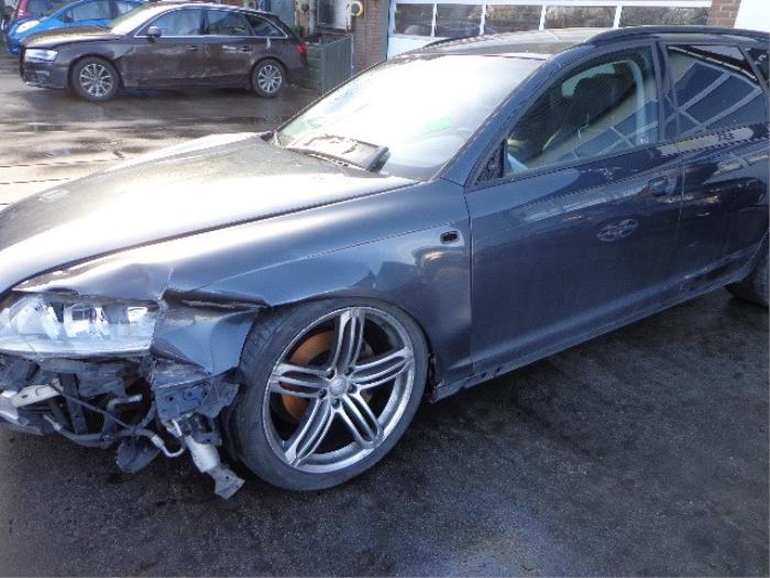Audi A6 Avant Quattro 3.2 V6 24V FSI Épave (2007, Gris)
