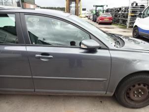 Volvo V50 1.8 16V Épave (2006, Gris)