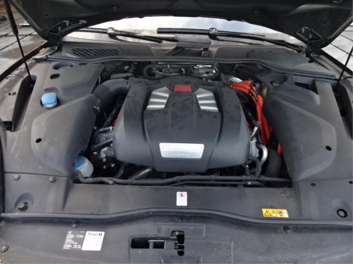 Porsche Cayenne II 3.0 S E-Hybrid 24V Épave (2015, Gris)
