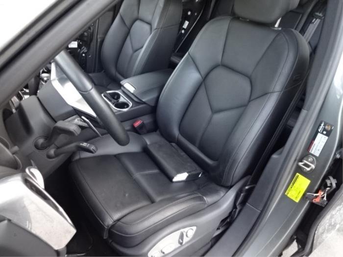 Porsche Cayenne II 3.0 S E-Hybrid 24V Épave (2015, Gris)