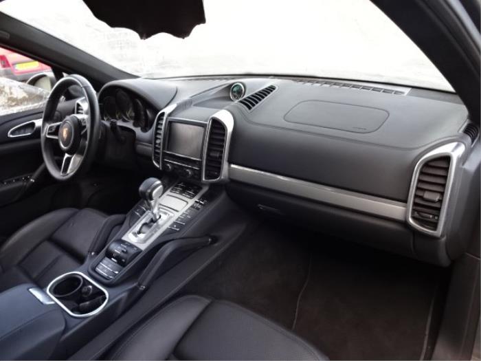 Porsche Cayenne II 3.0 S E-Hybrid 24V Épave (2015, Gris)