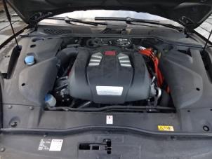 Porsche Cayenne II 3.0 S E-Hybrid 24V Épave (2015, Gris)