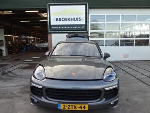 Porsche Cayenne II 3.0 S E-Hybrid 24V Épave (2015, Gris)