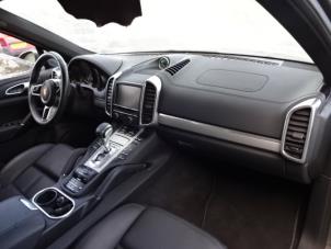 Porsche Cayenne II 3.0 S E-Hybrid 24V Épave (2015, Gris)