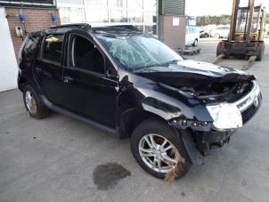 Dacia Duster 1.6 16V Épave (2010, Noir)