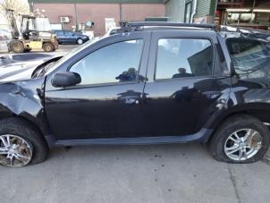Dacia Duster 1.6 16V Épave (2010, Noir)