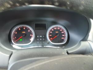 Dacia Duster 1.6 16V Épave (2010, Noir)