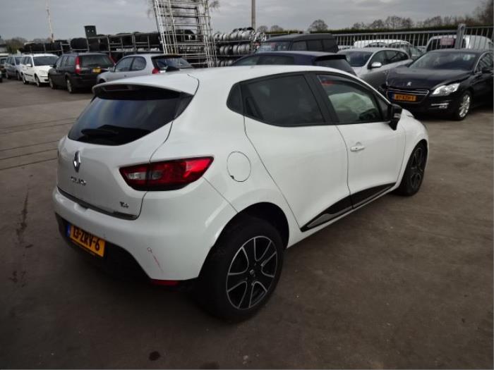 Renault Clio IV 0.9 Energy TCE 90 12V Épave (2013, Blanc)