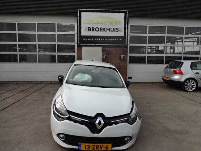 Renault Clio IV 0.9 Energy TCE 90 12V Épave (2013, Blanc)