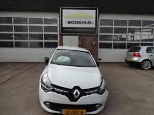 Renault Clio IV 0.9 Energy TCE 90 12V Épave (2013, Blanc)