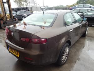 Alfa Romeo 159 1.8 MPI 16V Épave (2007, Brun)