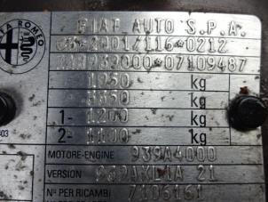 Alfa Romeo 159 1.8 MPI 16V Épave (2007, Brun)