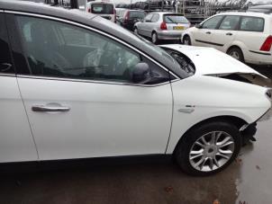 Lancia Delta 2.0 D Multijet 16V 165 Samochód złomowany (2011, Bialy)